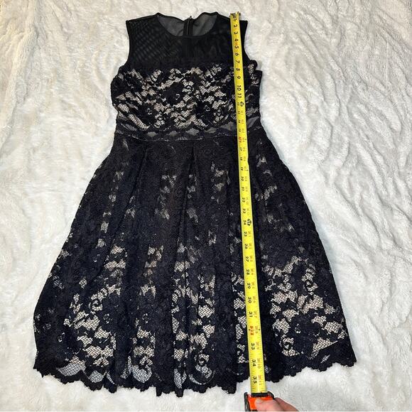Badgley Mischka Size 4 Black Lace Mesh Mini Dress Wedding Prom Cocktail Coquette - Picture 4 of 11
